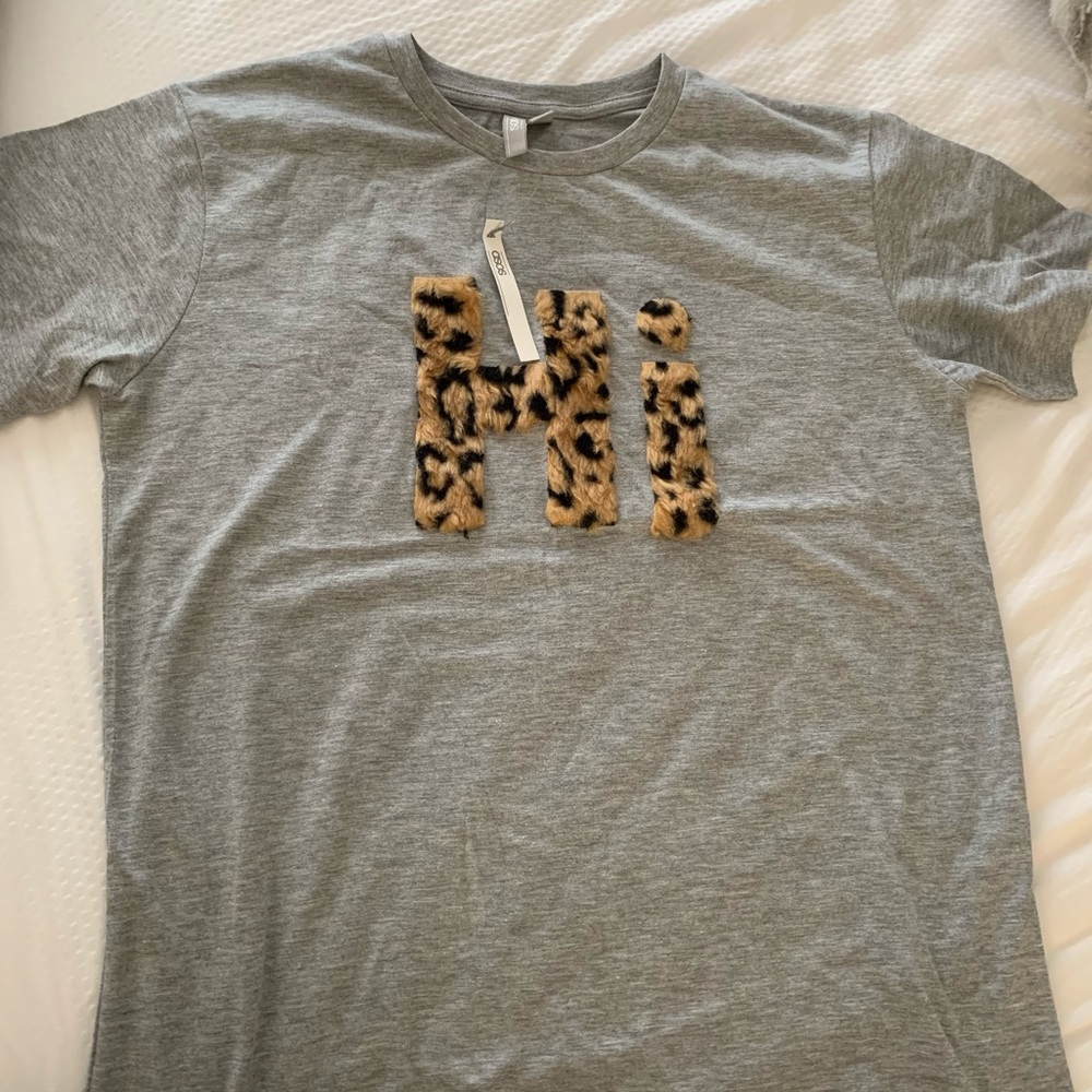 Grey asos tshirt cheetah fur HI